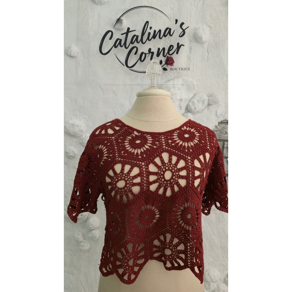 Rebellion Again Rust Red Boho Crochet Medallion Lace Crop Top Short Sleeve Sz M